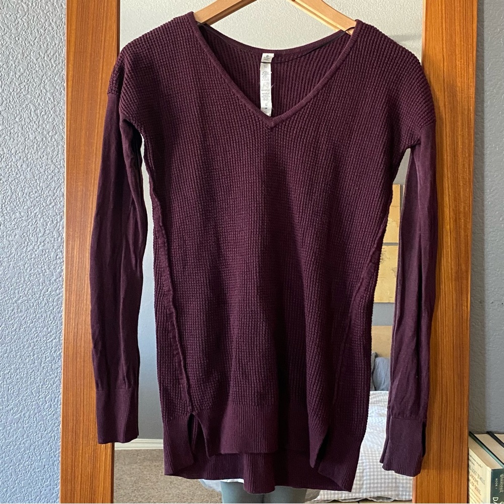 Lululemon The Sweater Life Waffle Knit V-Neck, size 4 - Picture 2 of 8